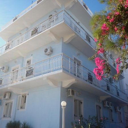 Miramare Hotel Lakkíon Dış mekan fotoğraf