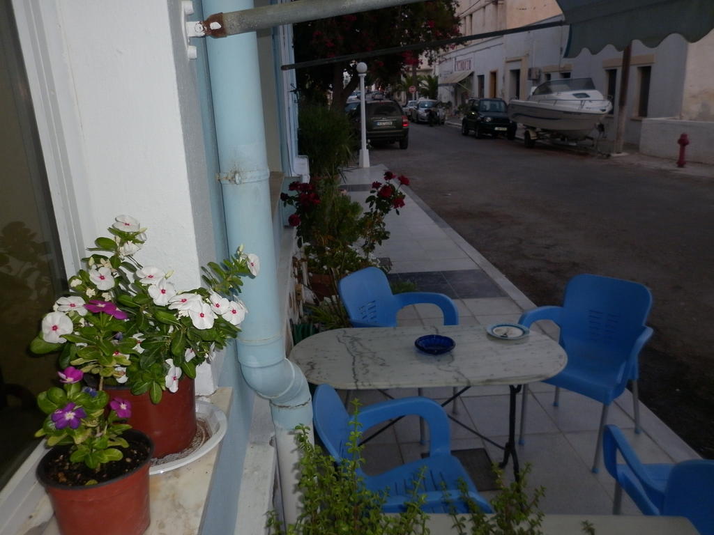 Miramare Hotel Lakkíon Dış mekan fotoğraf
