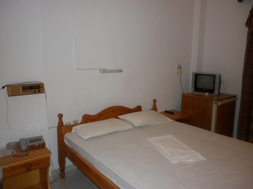 Miramare Hotel Lakkíon Dış mekan fotoğraf