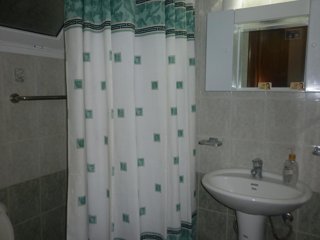 Miramare Hotel Lakkíon Dış mekan fotoğraf