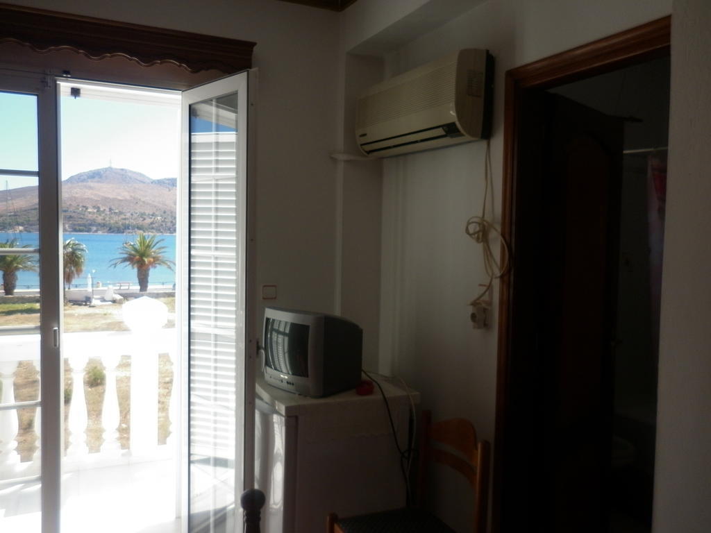 Miramare Hotel Lakkíon Dış mekan fotoğraf