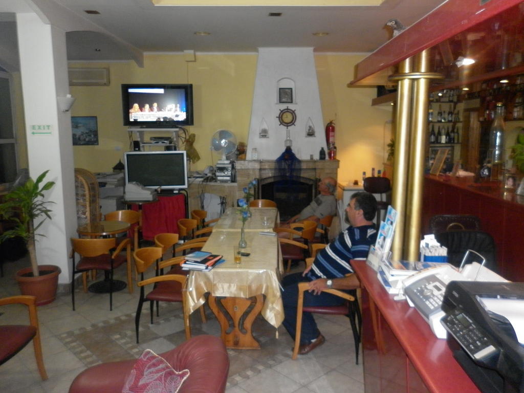 Miramare Hotel Lakkíon Dış mekan fotoğraf