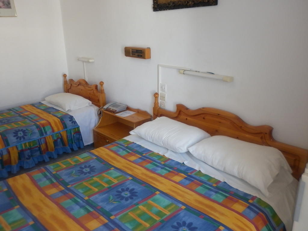 Miramare Hotel Lakkíon Oda fotoğraf