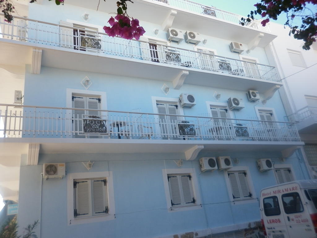 Miramare Hotel Lakkíon Dış mekan fotoğraf