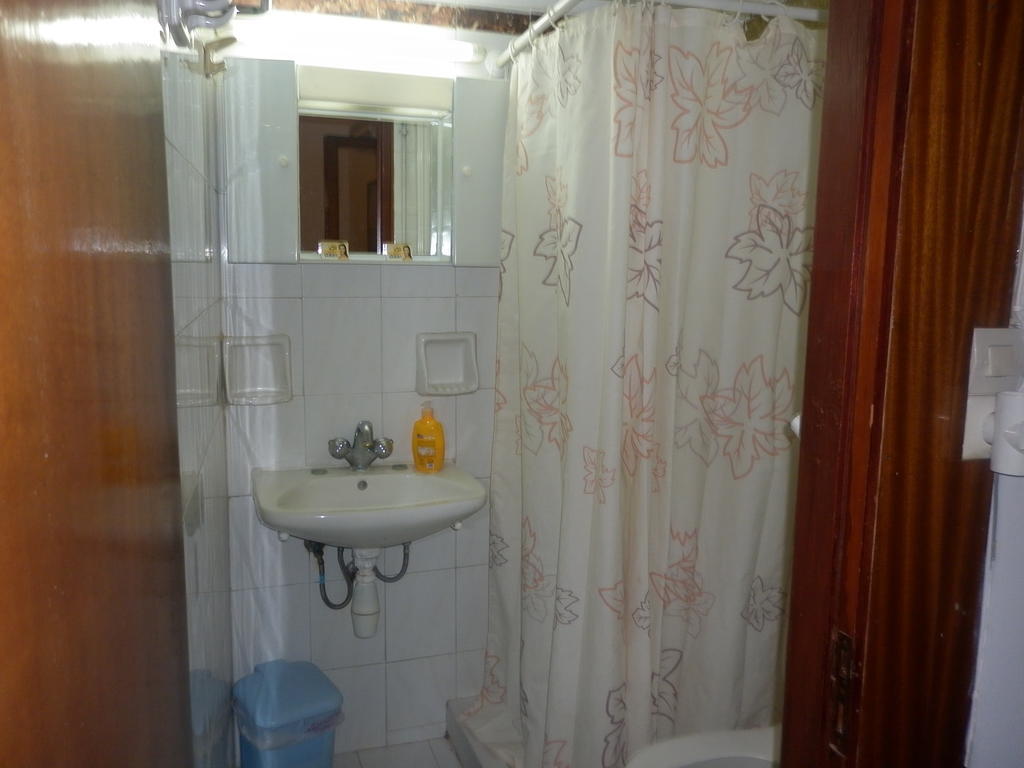 Miramare Hotel Lakkíon Oda fotoğraf